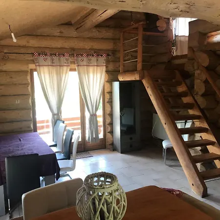 Le Meleze Шале *